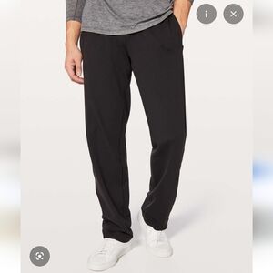 Lululemon Men's Kung Fu Pants 2.0 Athletic   Lightweight